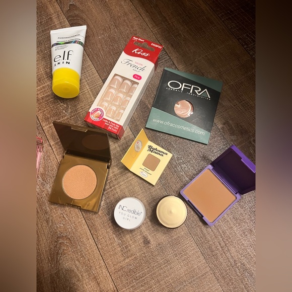 Beauty bundle‼️ - Picture 2 of 4